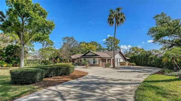 Property Slideshow image 3 of 74 | 7937 broadmoor pines blvd, Sarasota, FL, 34243