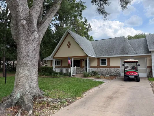 Property Slideshow image 2 of 26 | 8582 sw 90th pl a, Ocala, FL, 34481
