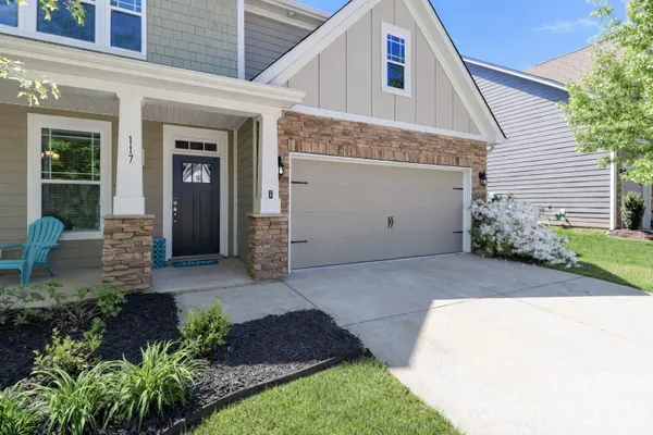 Property Slideshow image 3 of 42 | 117 tomahawk dr, Mooresville, NC, 28117