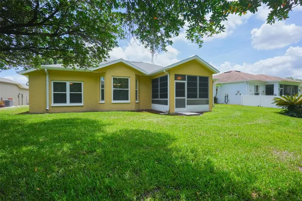Property Slideshow image 2 of 50 | 3351 songbird ln, Lakeland, FL, 33811