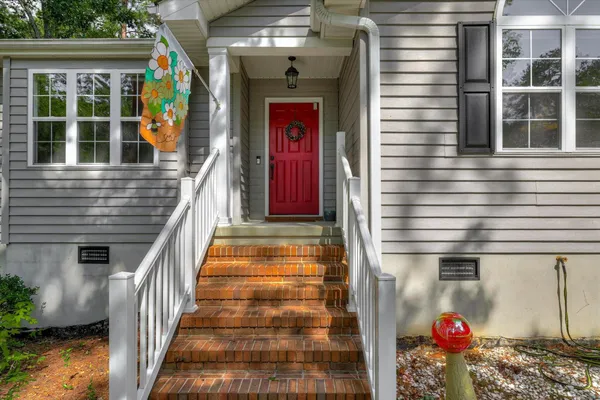 Property Slideshow image 3 of 33 | 205 candlewick loop, Mc Cormick, SC, 29835