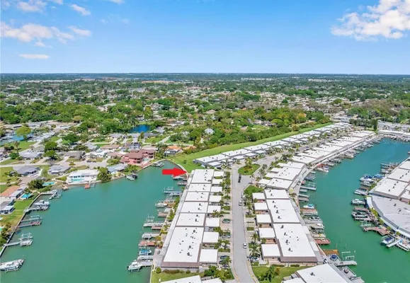 Property Slideshow image 3 of 58 | 403 boca ciega point blvd 2801, St Petersburg, FL, 33708