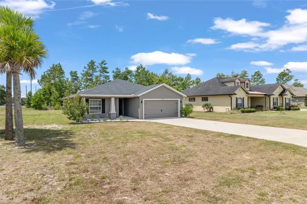 Property Slideshow image 2 of 50 | 4910 sw 114th street rd, Ocala, FL, 34476