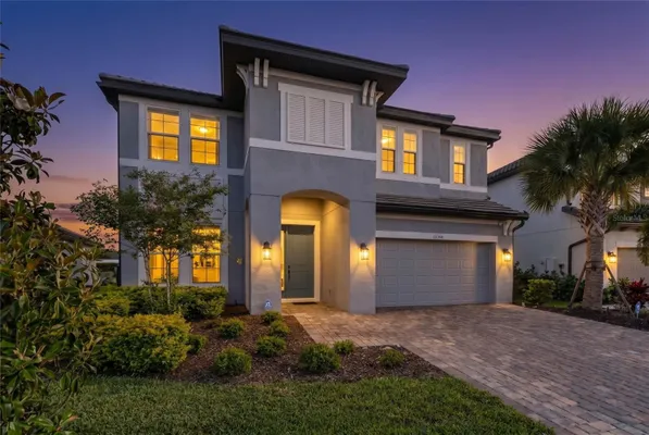 Property Slideshow image 2 of 75 | 17510 savory mist cir, Bradenton, FL, 34211