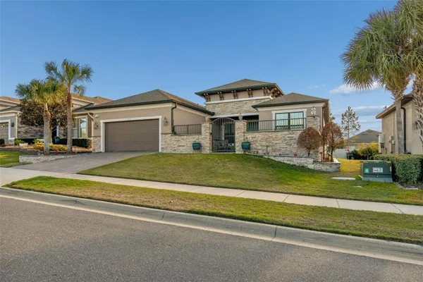 Property Slideshow image 3 of 94 | 2535 stargrass cir, Clermont, FL, 34715