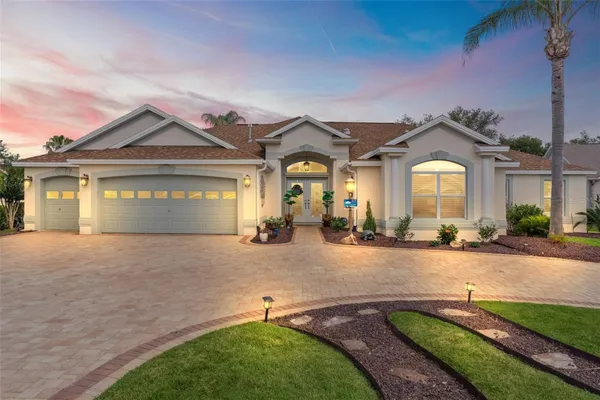 Property Slideshow image 2 of 75 | 923 moses loop, The Villages, FL, 32162