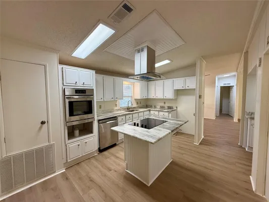 Property Slideshow image 2 of 31 | 603 robin ln, Wildwood, FL, 34785