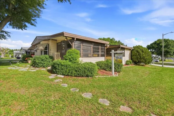 Property Slideshow image 3 of 56 | 1603 foxway dr, Lakeland, FL, 33810