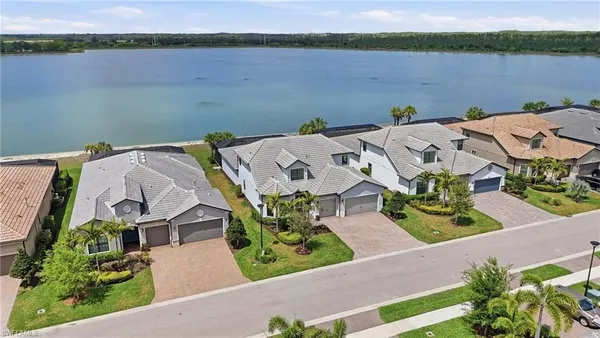 Property Slideshow image 3 of 50 | 19696 aqua view ln, Fort Myers, FL, 33913