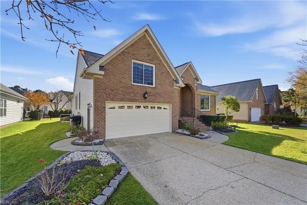 Property Slideshow image 2 of 44 | 3237 gallahad dr, Virginia Beach, VA, 23456