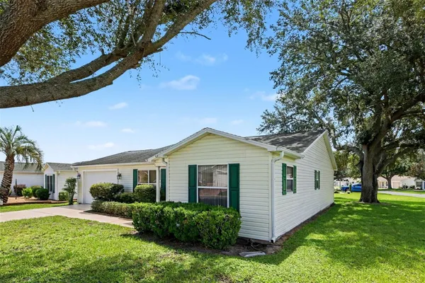 Property Slideshow image 2 of 36 | 1501 las pacos ct, The Villages, FL, 32162