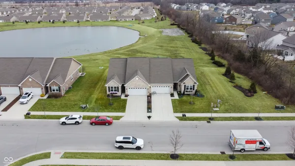 Property Slideshow image 2 of 45 | 1565 sadler way, Avon, IN, 46123
