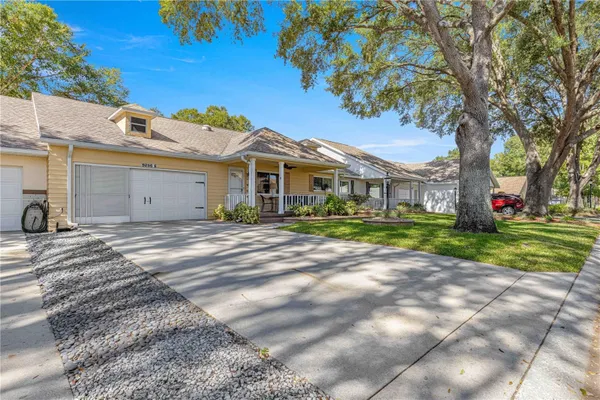 Property Slideshow image 2 of 63 | 9256 sw 82nd ter e, Ocala, FL, 34481