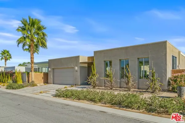 Property Slideshow image 2 of 72 | 658 dominion way, Palm Springs, CA, 92262