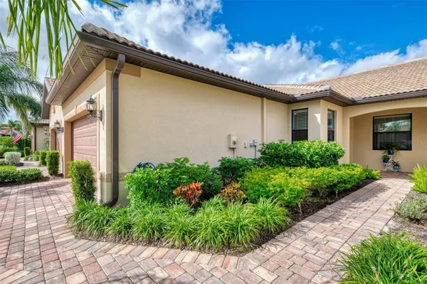 Property Slideshow image 2 of 56 | 18819 lanuvio st, Venice, FL, 34293