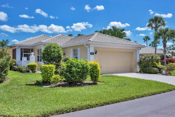 Property Slideshow image 2 of 42 | 1652 monarch dr # 1652, Venice, FL, 34293