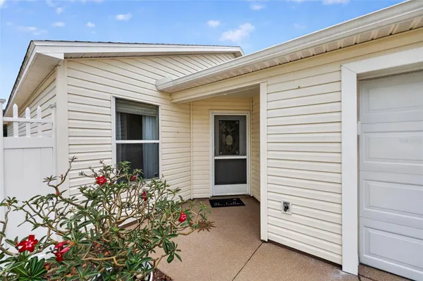 Property Slideshow image 3 of 32 | 1813 hortensia pl, The Villages, FL, 32162