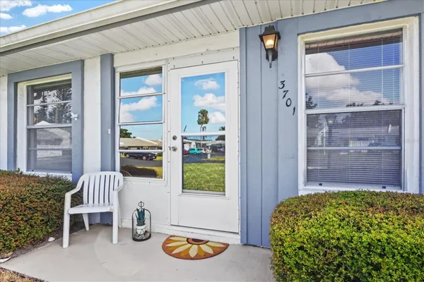 Property Slideshow image 2 of 38 | 3701 39th st, Bradenton, FL, 34205