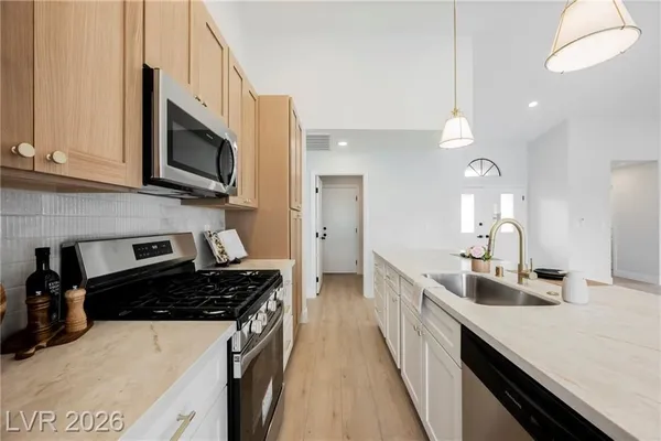 Property Slideshow image 2 of 26 | 4812 linkside dr, Las Vegas, NV, 89130