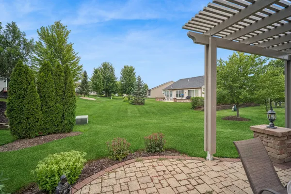 Property Slideshow image 2 of 35 | 2461 harvest vly, Elgin, IL, 60124