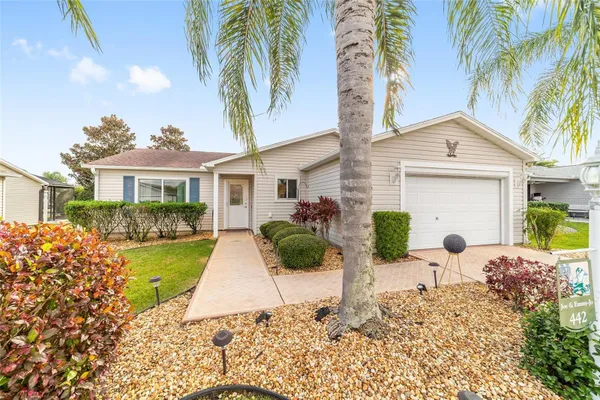 Property Slideshow image 3 of 50 | 442 pace ln, The Villages, FL, 32162