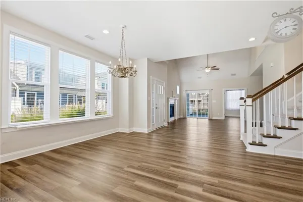 Property Slideshow image 3 of 50 | 3106 lantern pl, Chesapeake, VA, 23321