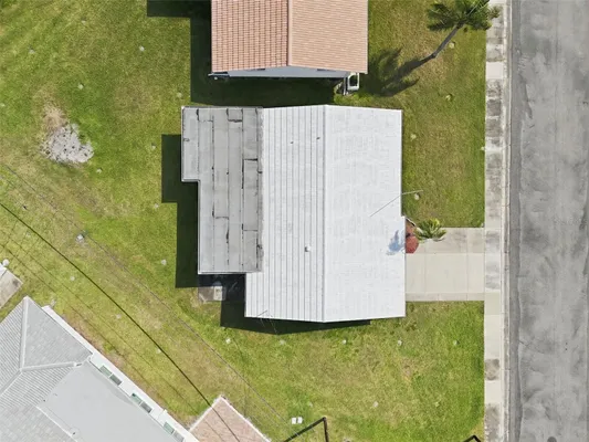 Property Slideshow image 3 of 39 | 9501 45th way, Pinellas Park, FL, 33782