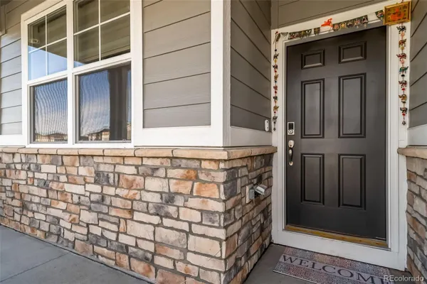 Property Slideshow image 3 of 43 | 3872 red valley cir, Castle Rock, CO, 80104