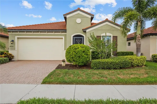 Property Slideshow image 3 of 67 | 24252 gallberry dr, Venice, FL, 34293