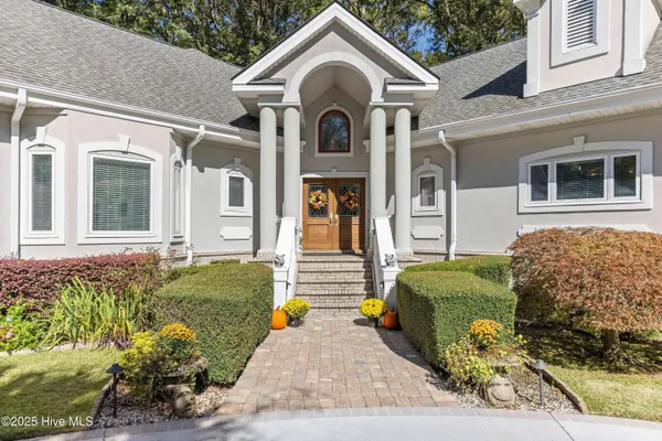 Property Slideshow image 2 of 29 | 296 camellia ct, Sunset Beach, NC, 28468