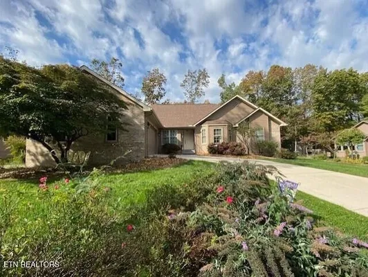 Property Slideshow image 3 of 40 | 116 huntington dr, Crossville, TN, 38558