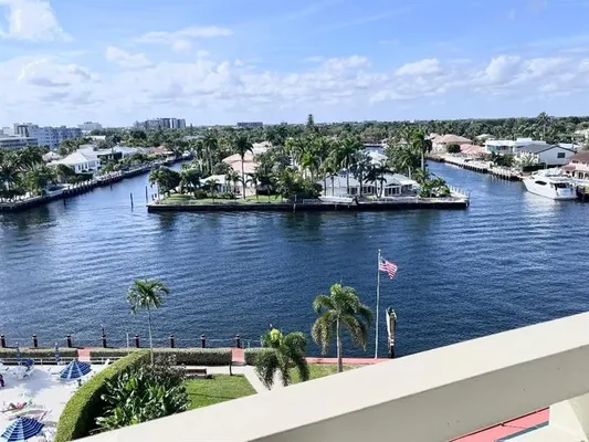 Property Slideshow image 3 of 39 | 3200 ne 36th st 703, Fort Lauderdale, FL, 33308