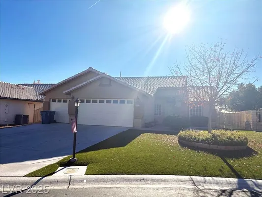 Property Slideshow image 2 of 35 | 5213 palm view dr, Las Vegas, NV, 89130