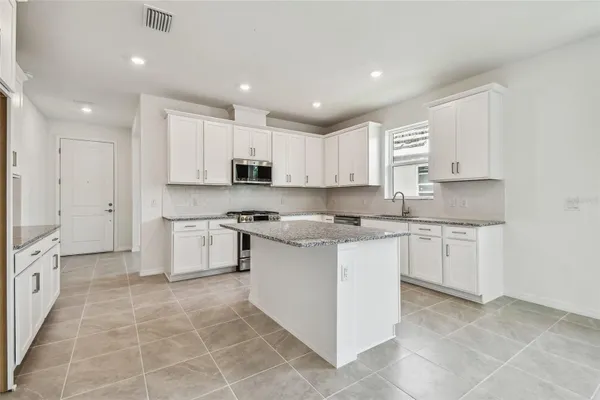 Property Slideshow image 2 of 29 | 18135 cherished loop, Lakewood Ranch, FL, 34211