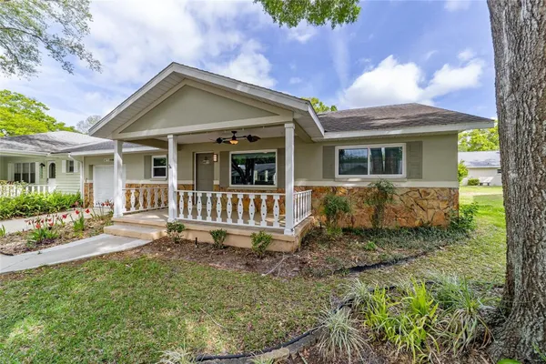 Property Slideshow image 2 of 51 | 8877 sw 96th st d, Ocala, FL, 34481