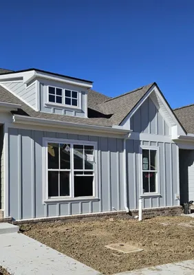 Property Slideshow image 2 of 40 | 409 w stonehaus xing, Antioch, TN, 37013