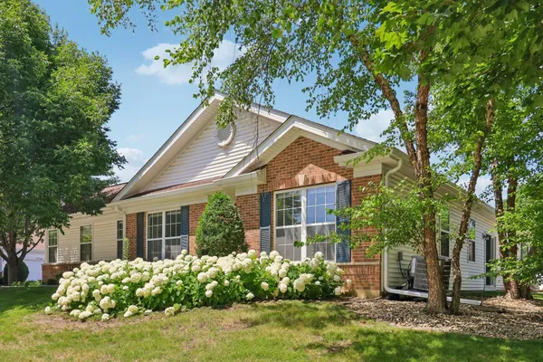 Property Slideshow image 2 of 40 | 13322 s bayberry ln, Plainfield, IL, 60544