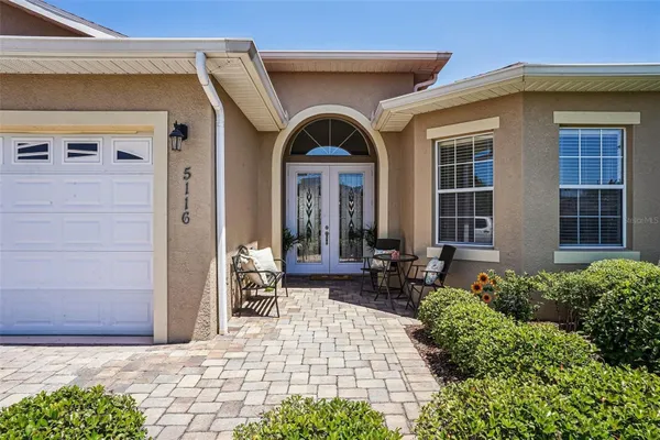 Property Slideshow image 3 of 64 | 5116 neptune cir, Oxford, FL, 34484