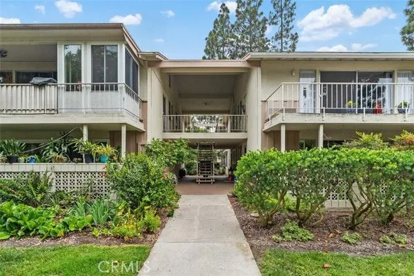 Property Slideshow image 2 of 36 | 100 via estrada o, Laguna Woods, CA, 92637