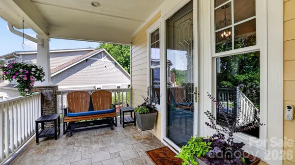 Property Slideshow image 3 of 48 | 6 bungalow way, Asheville, NC, 28804
