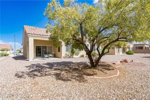 Property Slideshow image 3 of 54 | 2121 red dawn sky st, Las Vegas, NV, 89134
