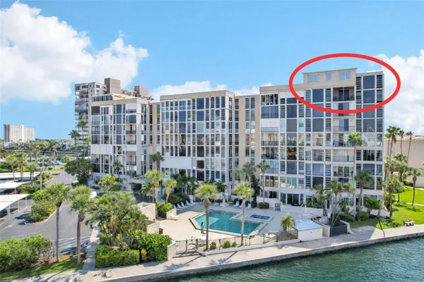 Property Slideshow image 2 of 66 | 7400 sun island dr 802, South Pasadena, FL, 33707