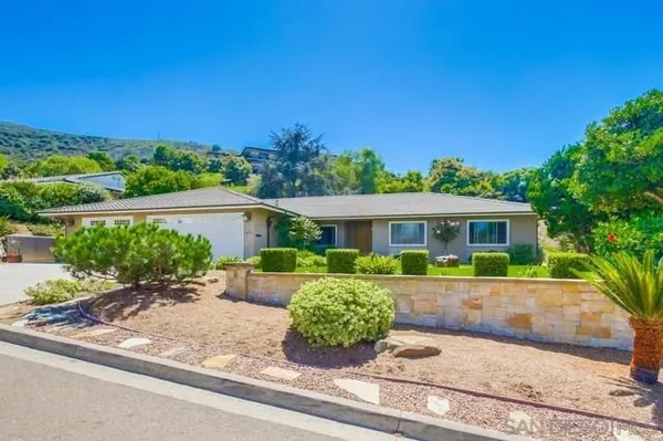Property Slideshow image 2 of 44 | 1454 la plaza dr, San Marcos, CA, 92078