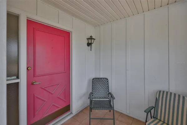 Property Slideshow image 3 of 47 | 1525 allegheny dr, Sun City Center, FL, 33573