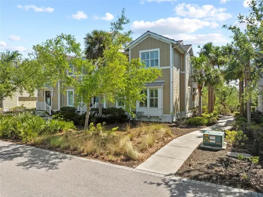 Property Slideshow image 3 of 99 | 275 sapphire lake dr unit 101, Bradenton, FL, 34209