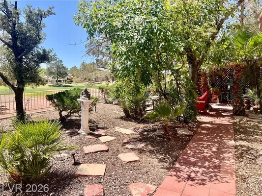 Property Slideshow image 2 of 6 | 2712 crown ridge dr, Las Vegas, NV, 89134