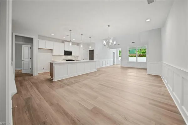 Property Slideshow image 3 of 38 | 4605 longleaf pl, Chesapeake, VA, 23321