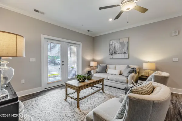 Property Slideshow image 3 of 39 | 395 s crow creek dr 1719, Calabash, NC, 28467