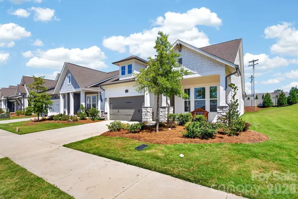 Property Slideshow image 3 of 42 | 1306 idyllic ln, Waxhaw, NC, 28173