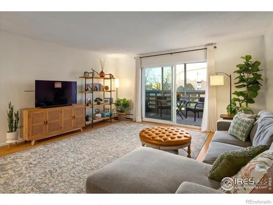 Property Slideshow image 2 of 27 | 660 s alton way apt 6b, Denver, CO, 80247